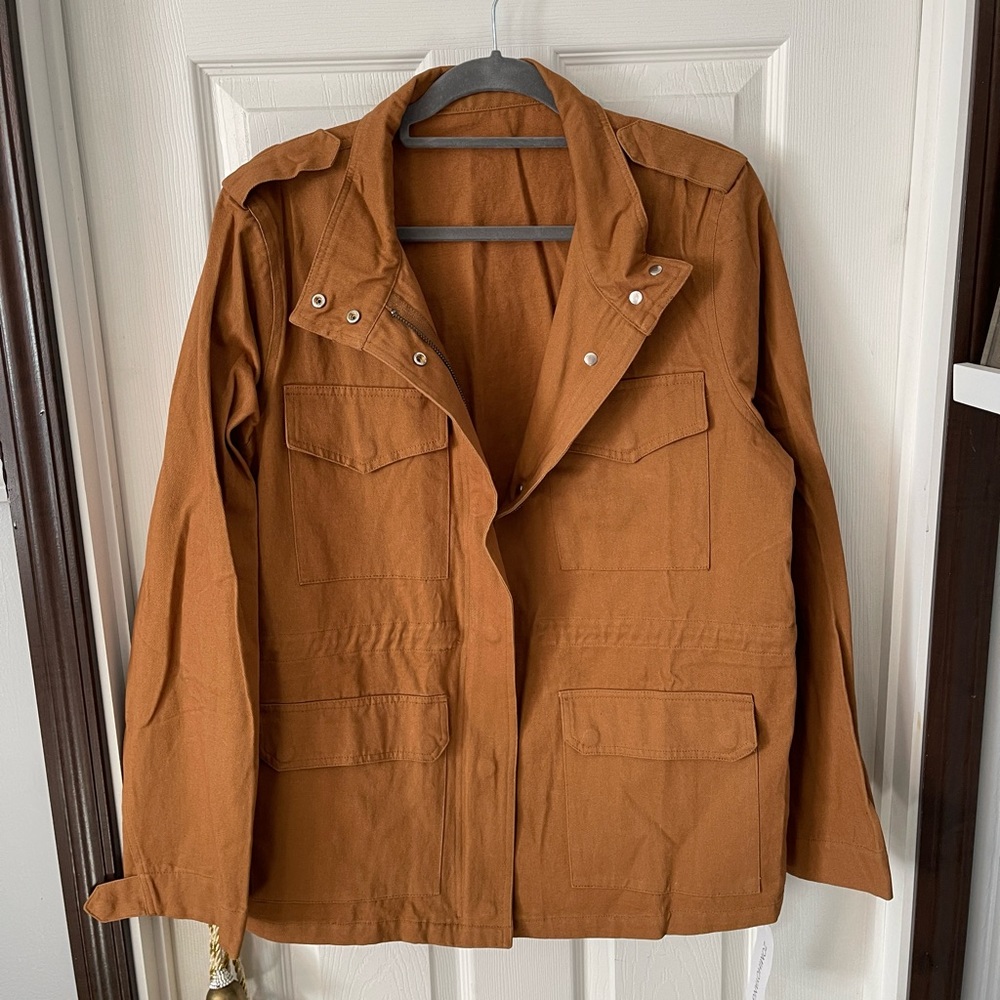 Lightweight jacket